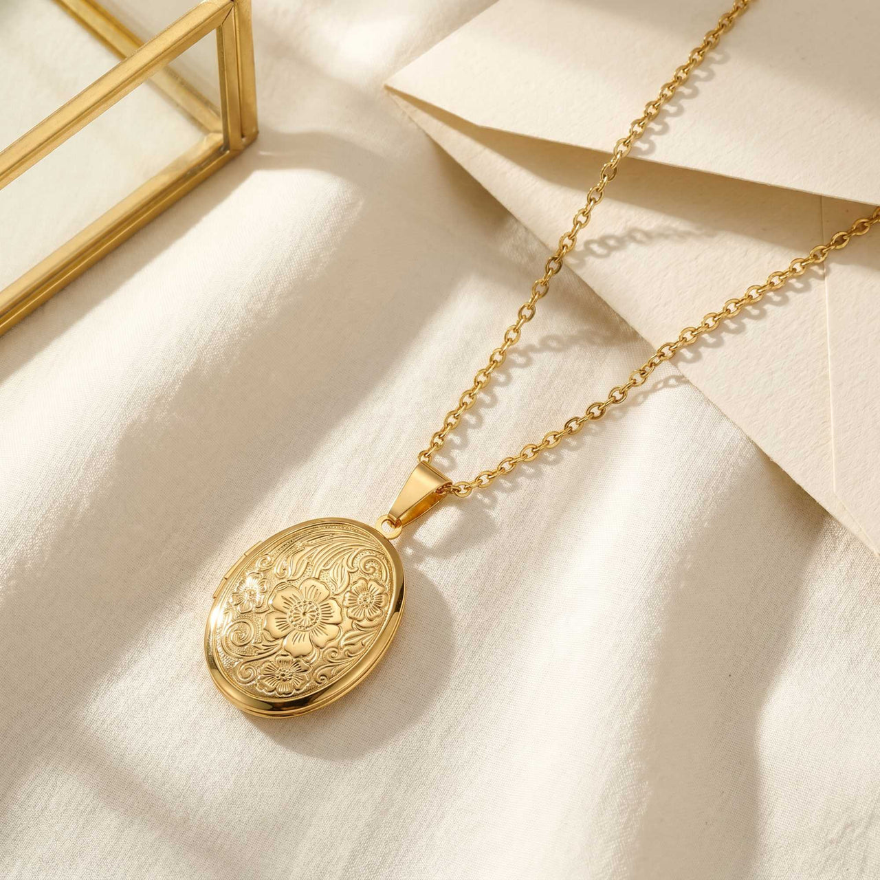 Floral Photo Locket Necklace