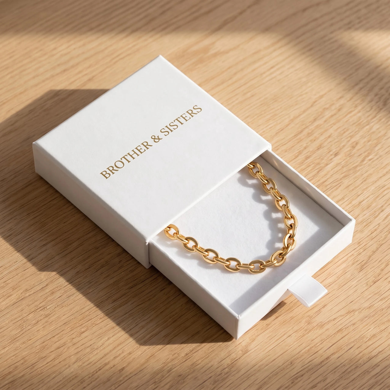 Gold chain necklace — in the gift box, gold | SKU: lachaine