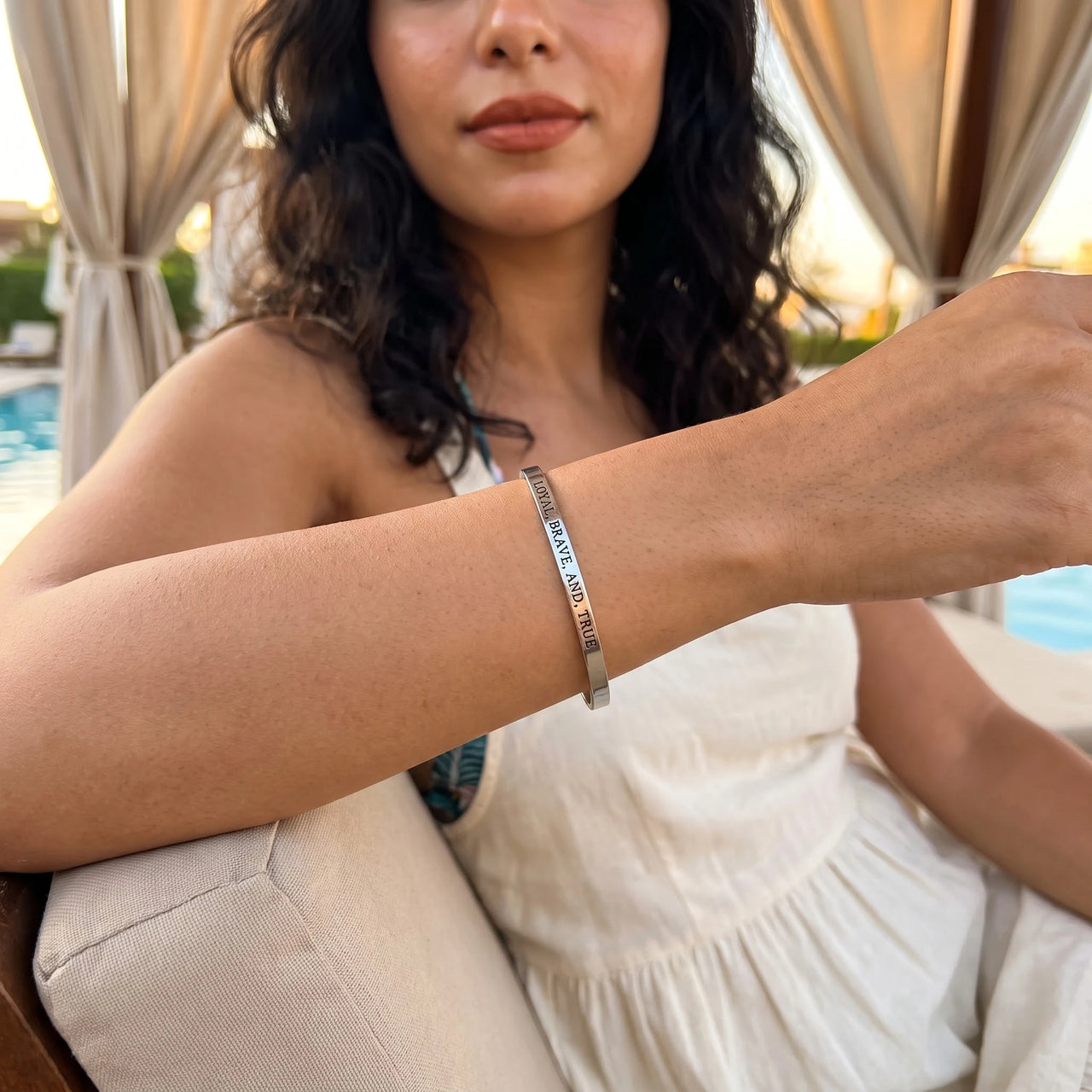 Cuff bracelet — worn on a relaxed day, silver | SKU: lbat-wg